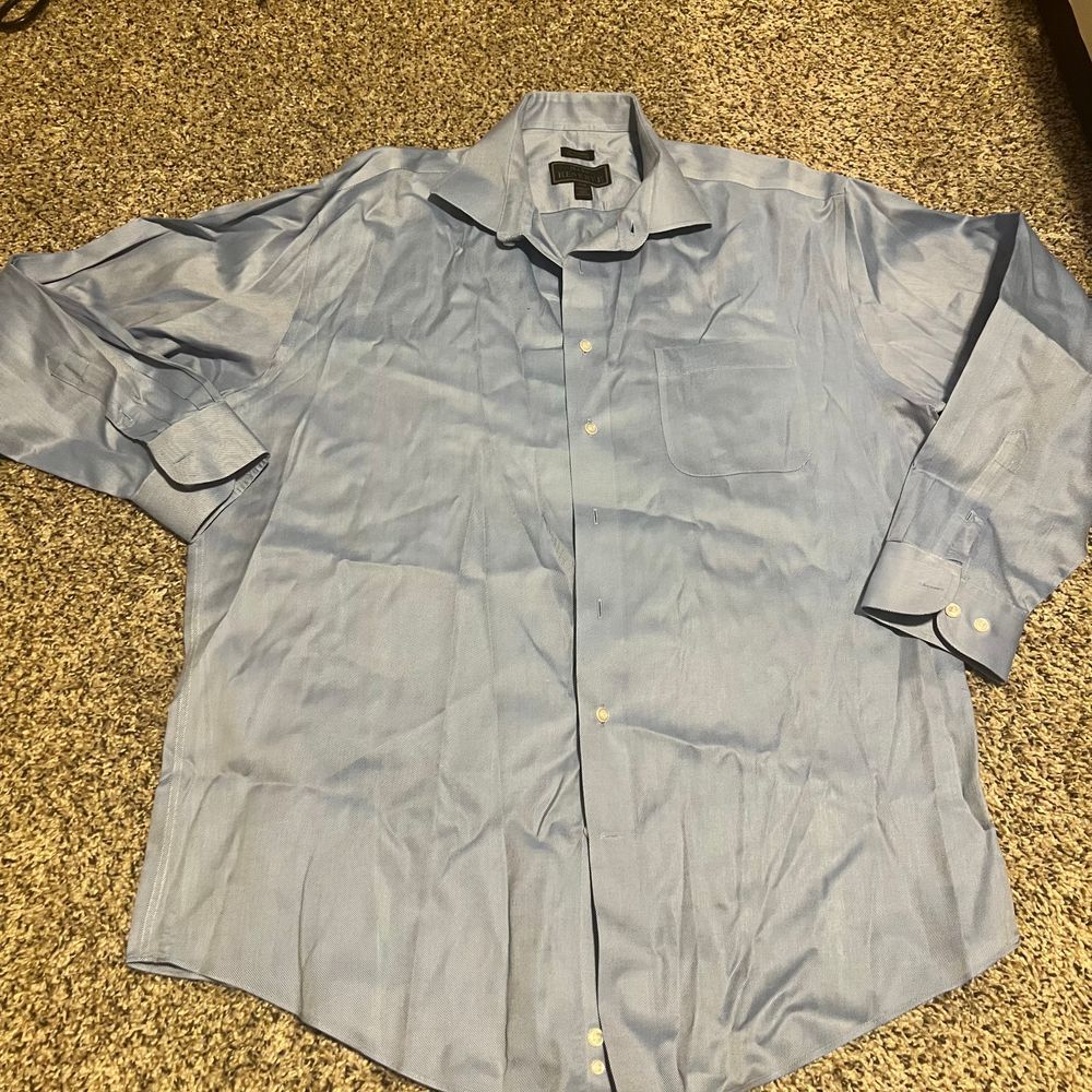 Jos. A. Banks Classic Light Blue Button-Down Dress Shirt Professional Wear